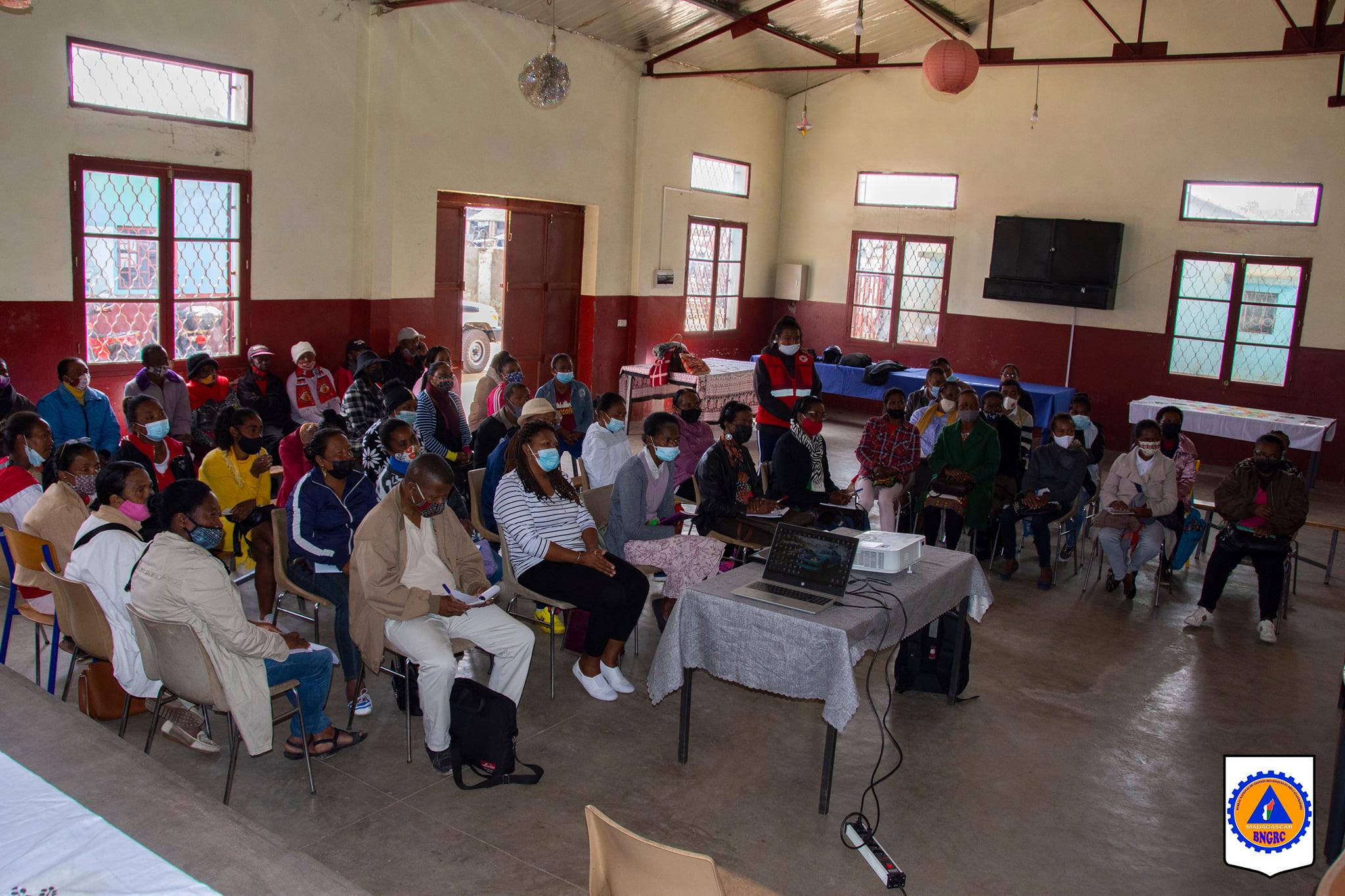Tetikasa fanalefahana ny loza sy ny tadidom-doza miaraka amin'ny Croix-Rouge Allemande